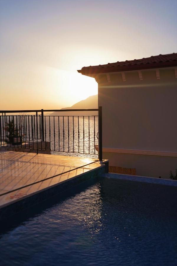 Guemues Yazar Hotel Kaş Exterior photo